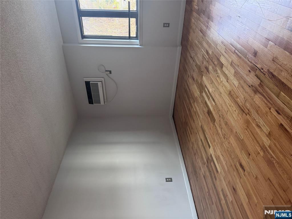 148 Undercliff Avenue 4