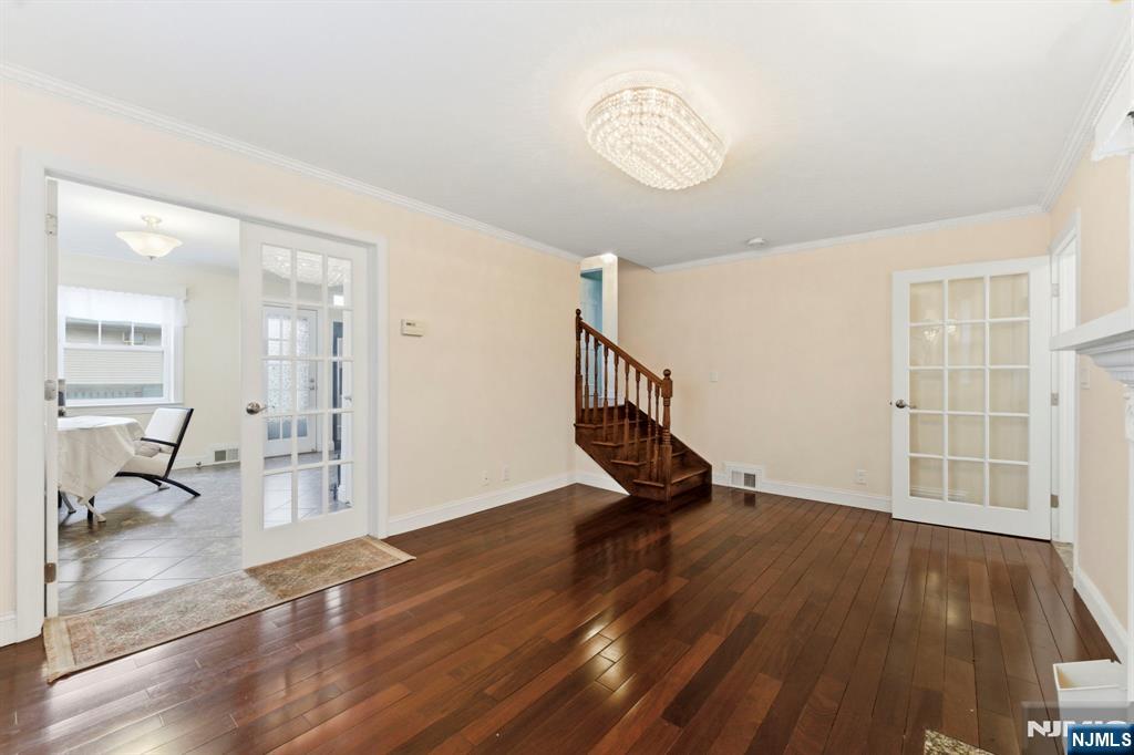 820 Elizabeth Street