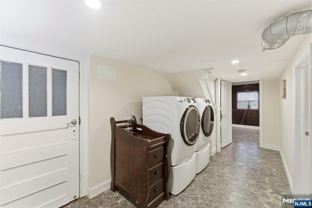 820 Elizabeth Street