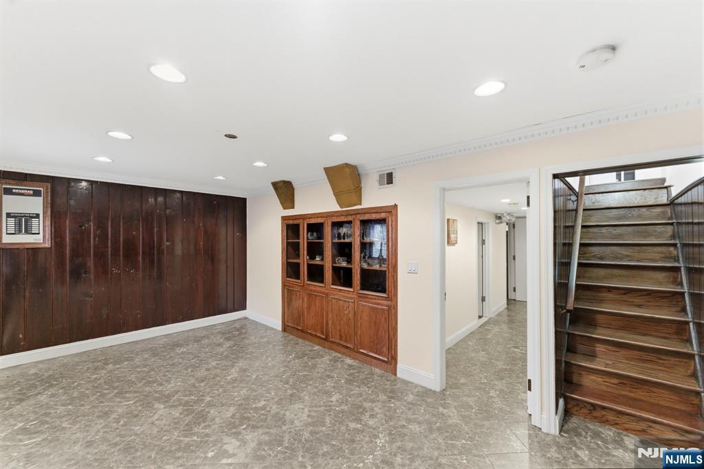 820 Elizabeth Street