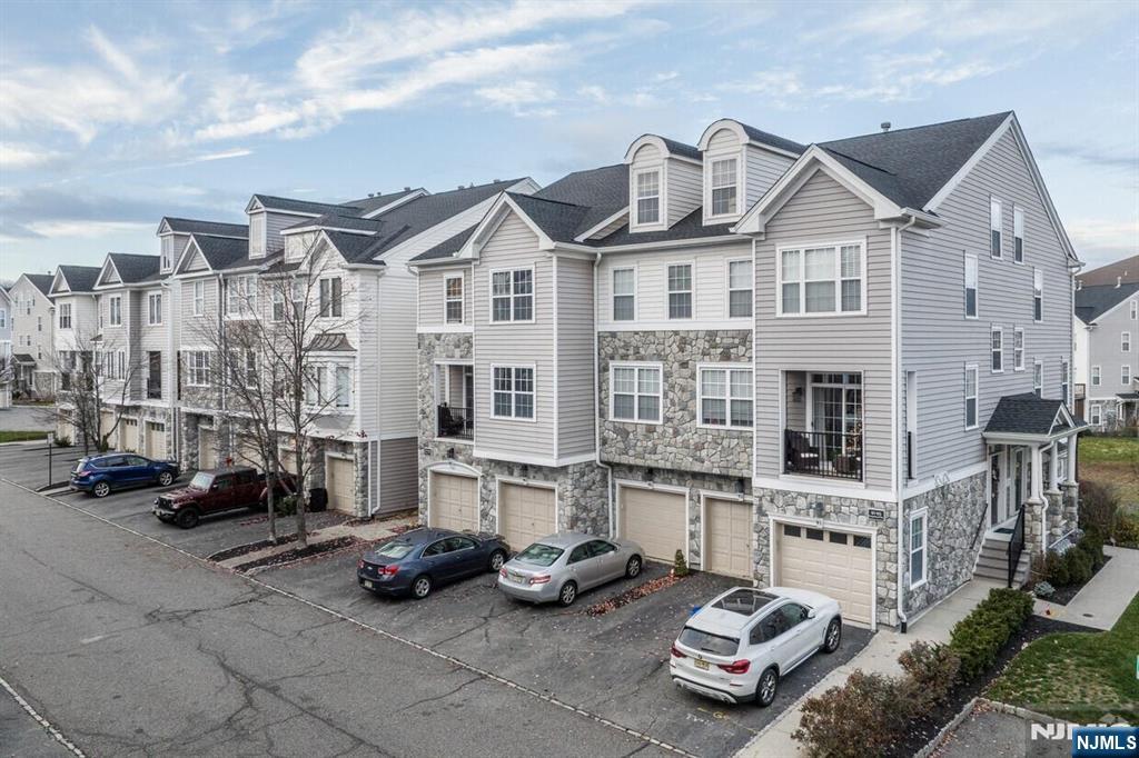 182 Brittany Court 221