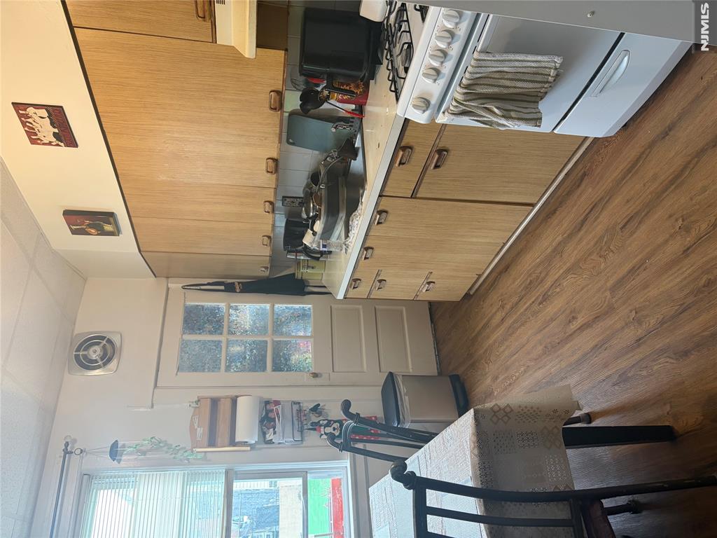 229 5th Street