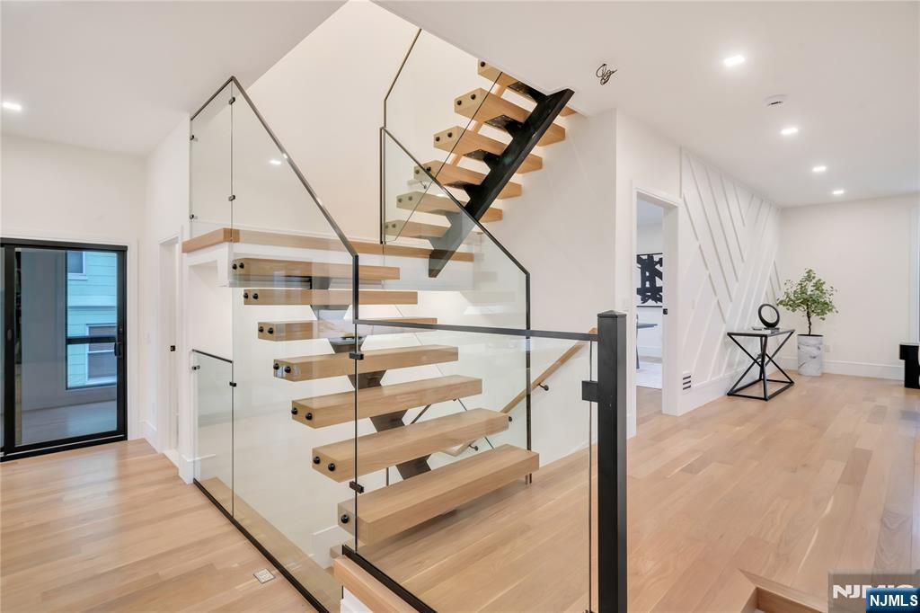 283 Bluff Road