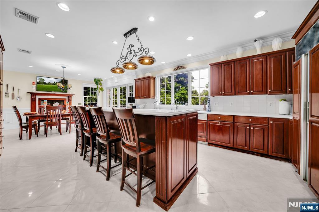 317 Rock Ridge Court