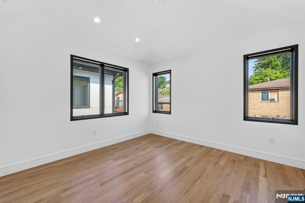 504 2nd Street A