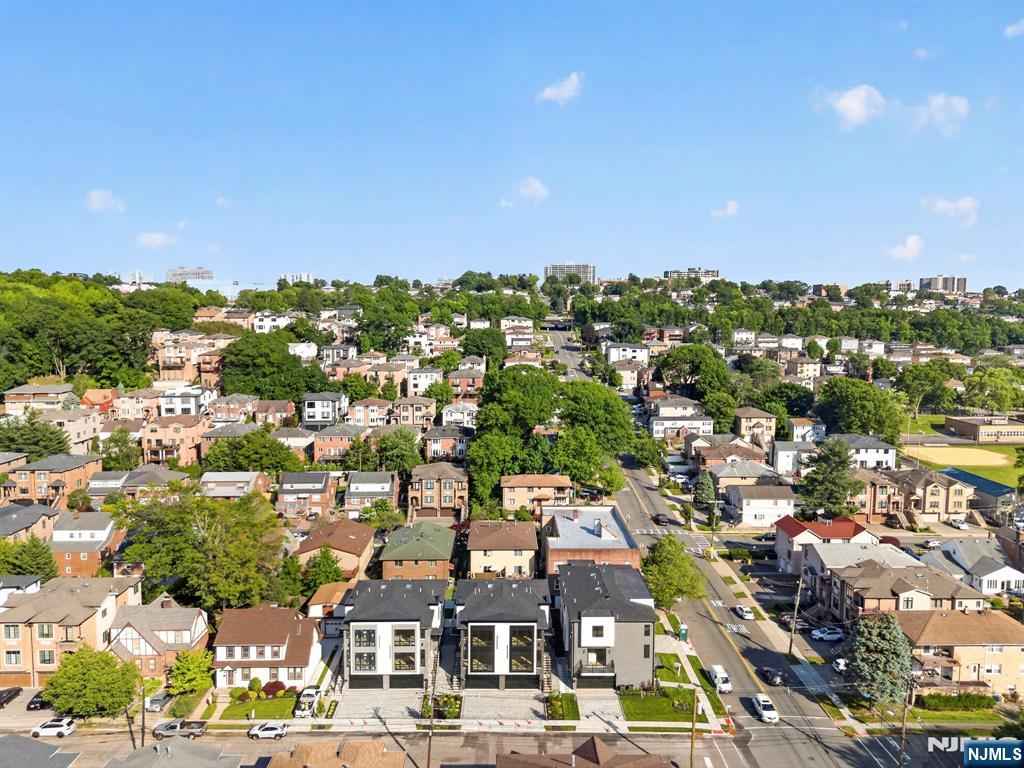504 2nd Street A
