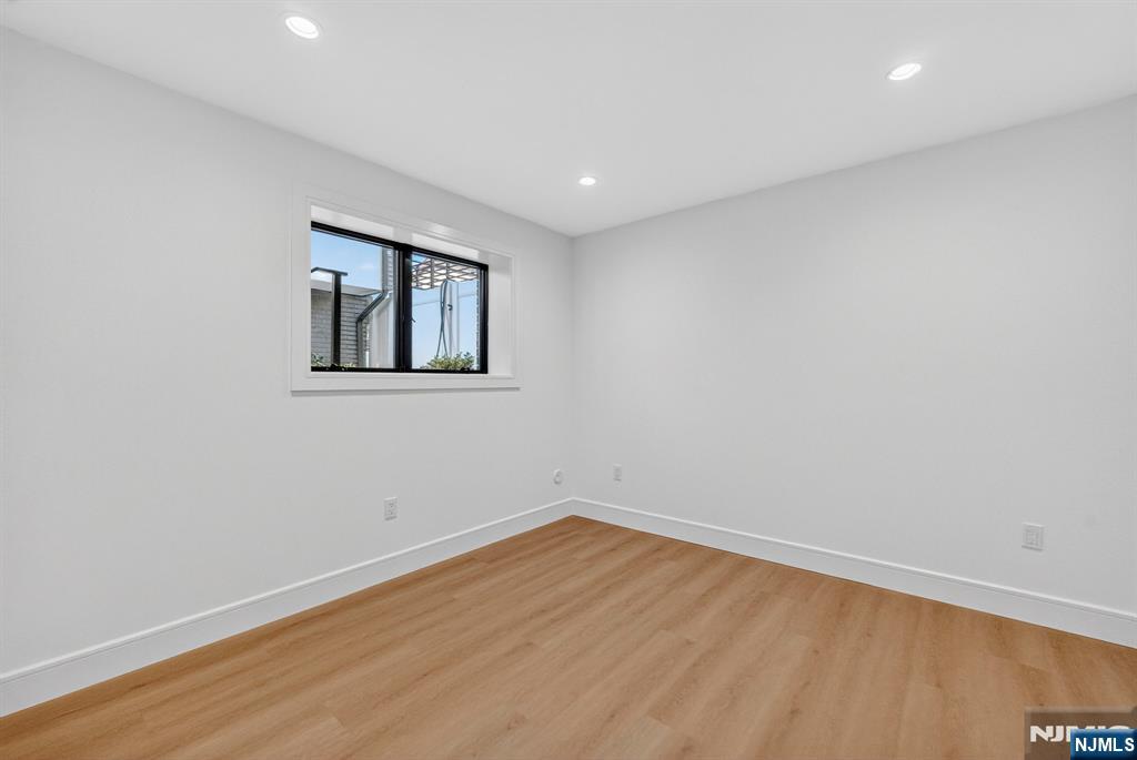 504 2nd Street A