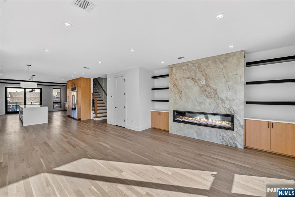 504 2nd Street A