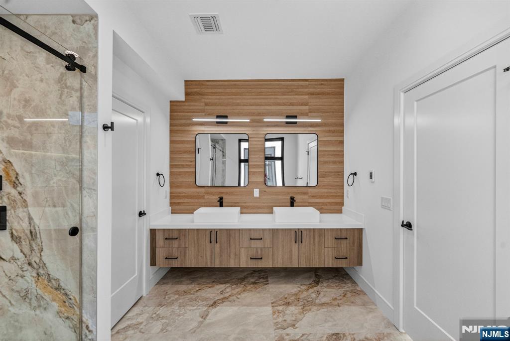 504 2nd Street A