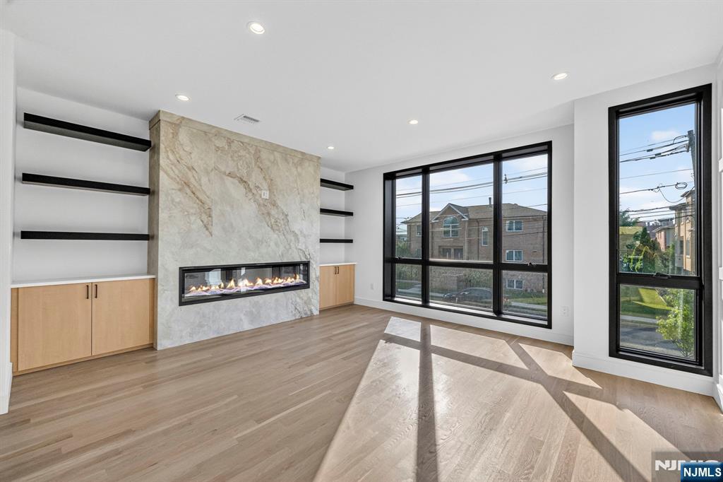 504 2nd Street A