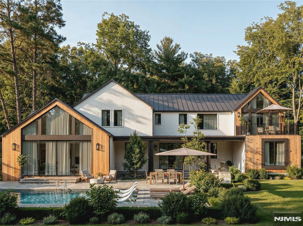 44 Pine