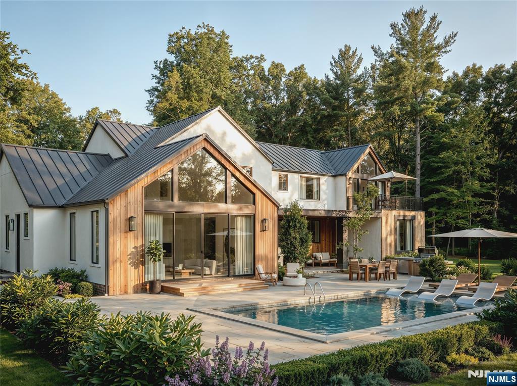 44 Pine