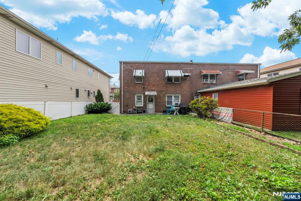 385 McKinley Street