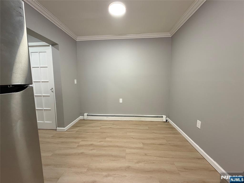 9066 Palisade Plaza