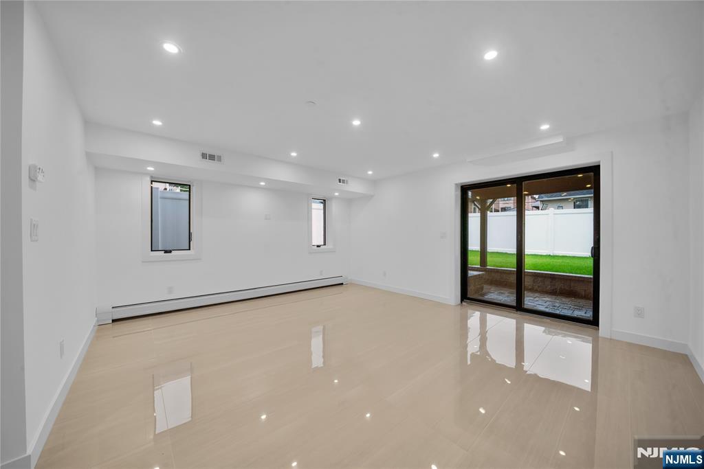 255 Morningside Avenue