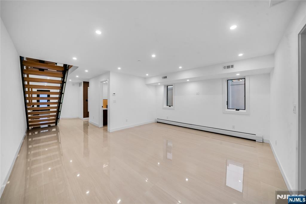 255 Morningside Avenue