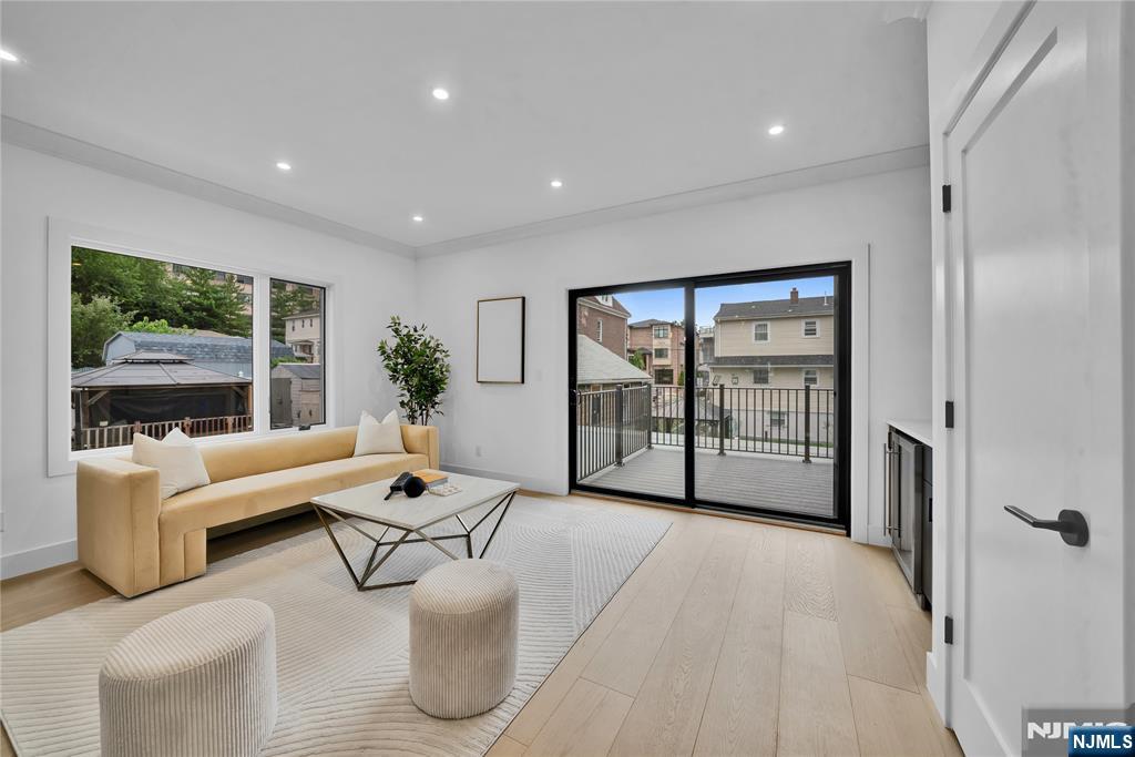 255 Morningside Avenue