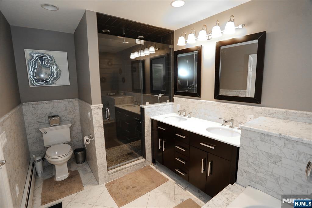 296 Forest Road
