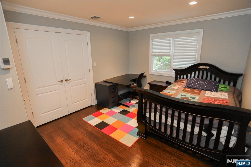 296 Forest Road