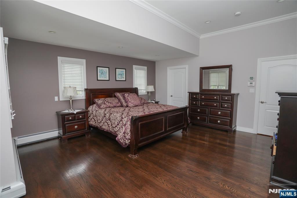 296 Forest Road