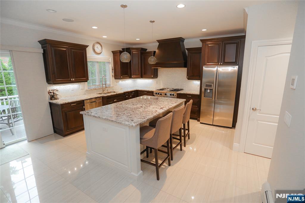 296 Forest Road