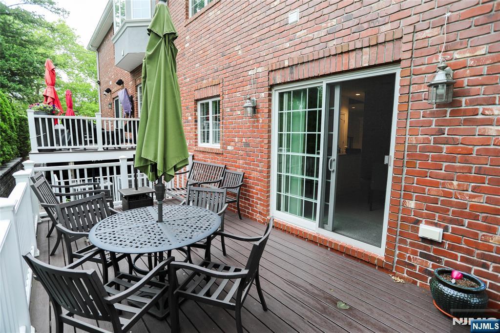 296 Forest Road