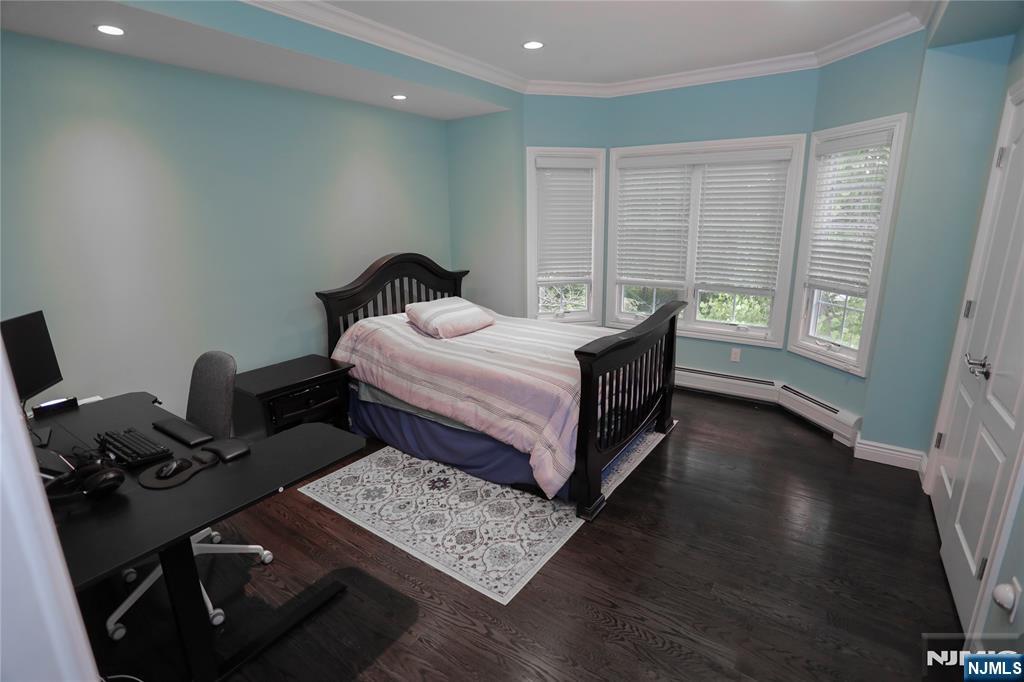 296 Forest Road