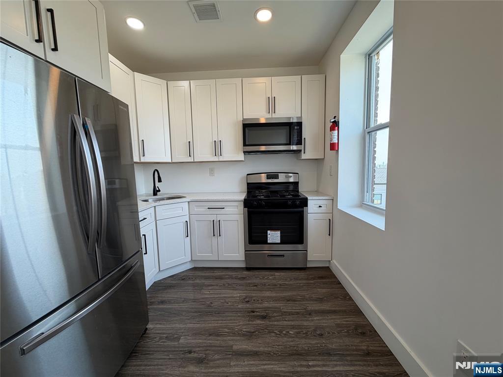 262 Walker Street 2