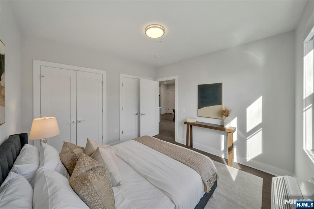 491 Walker Street 3F
