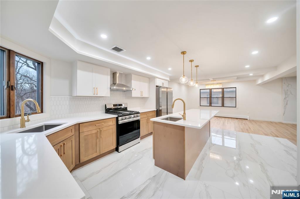 468 Morse Avenue