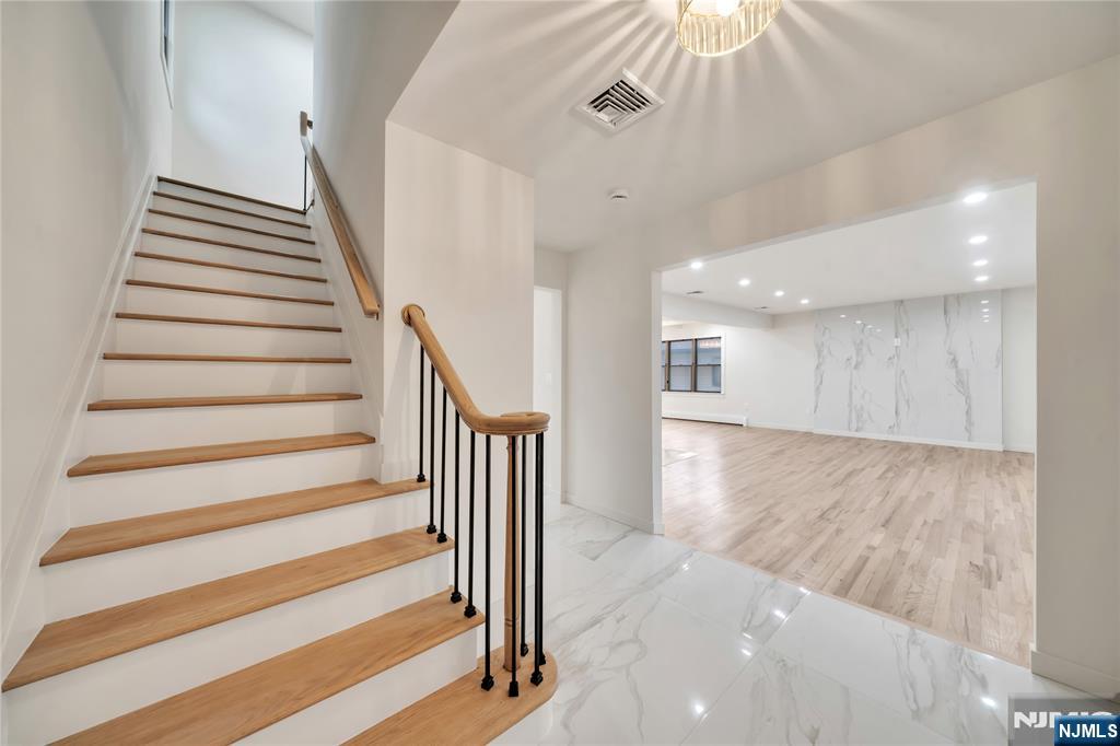 468 Morse Avenue
