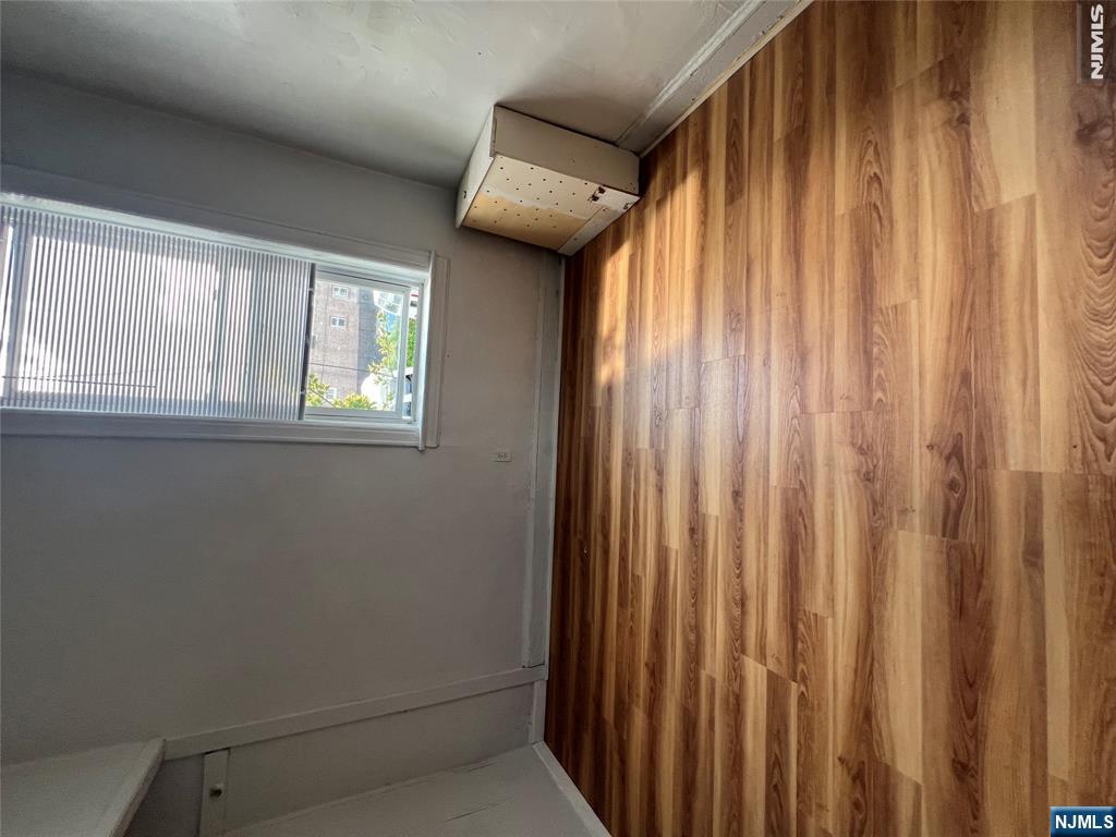 300 Wilson Avenue 1