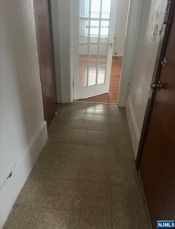 807 Abbott Boulevard 4