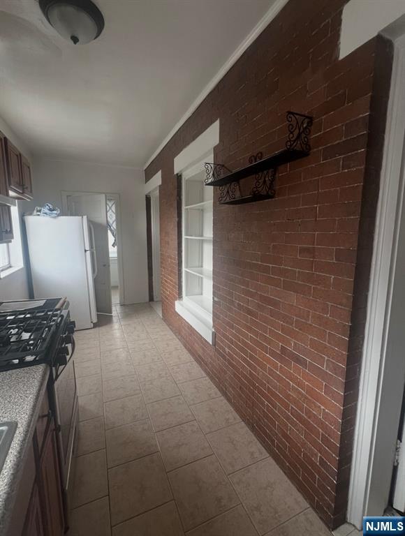 807 Abbott Boulevard 4