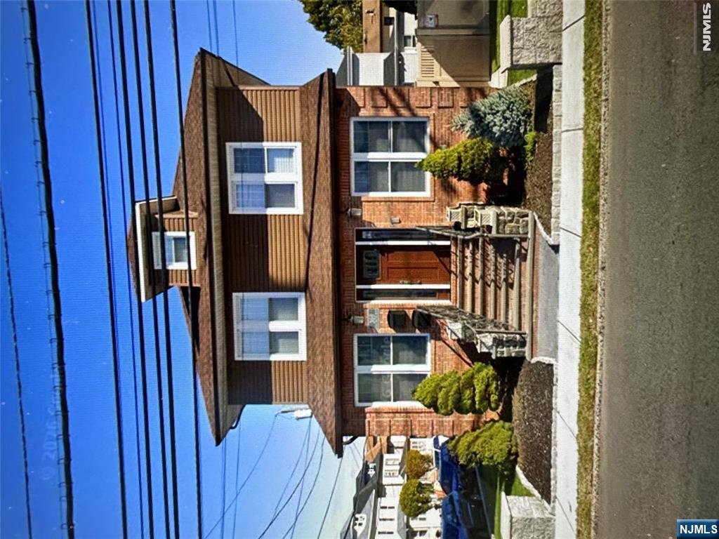 369 Edgewater Road 1FL
