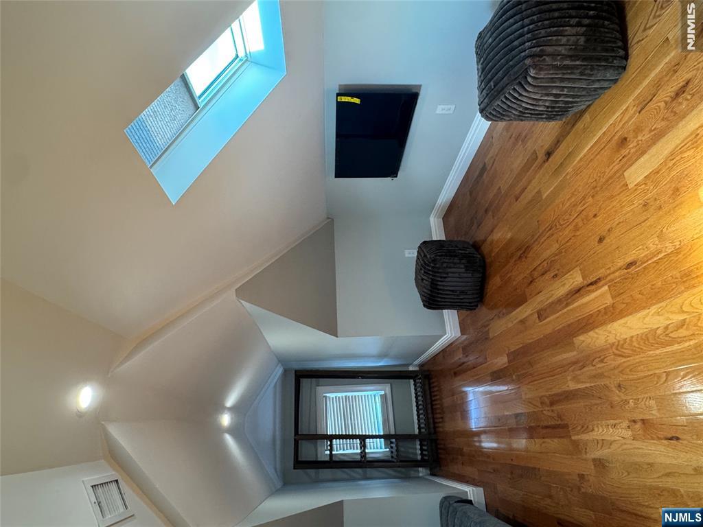 369 Edgewater Road 1FL