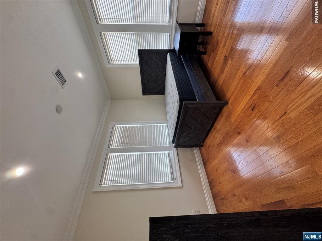 369 Edgewater Road 1FL