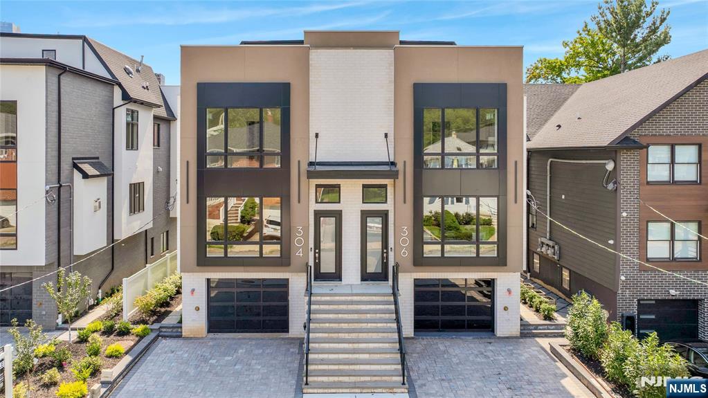 306 Coolidge Avenue