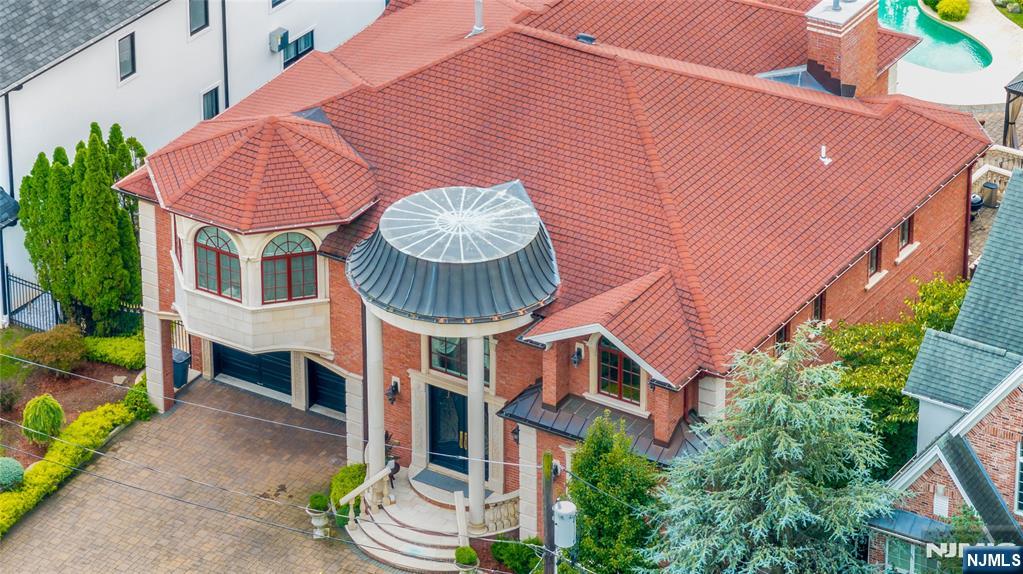 2 Euclid Road