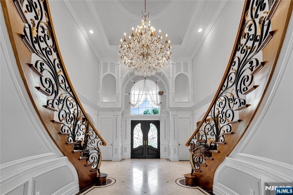 2 Euclid Road
