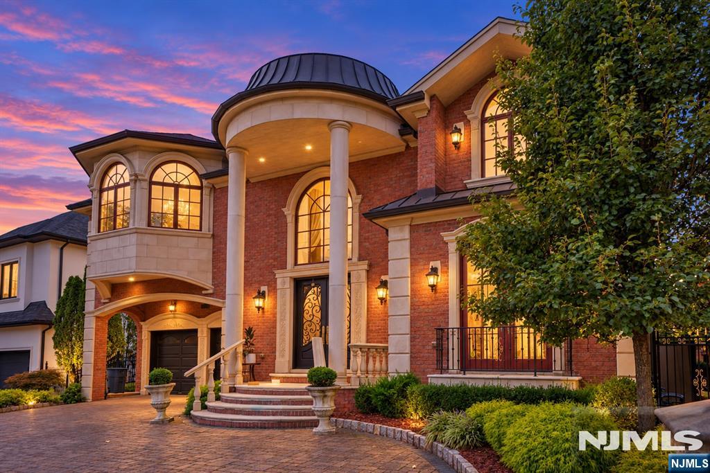 2 Euclid Road