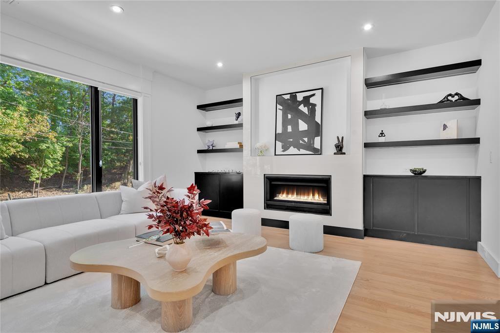 253 5th Street B