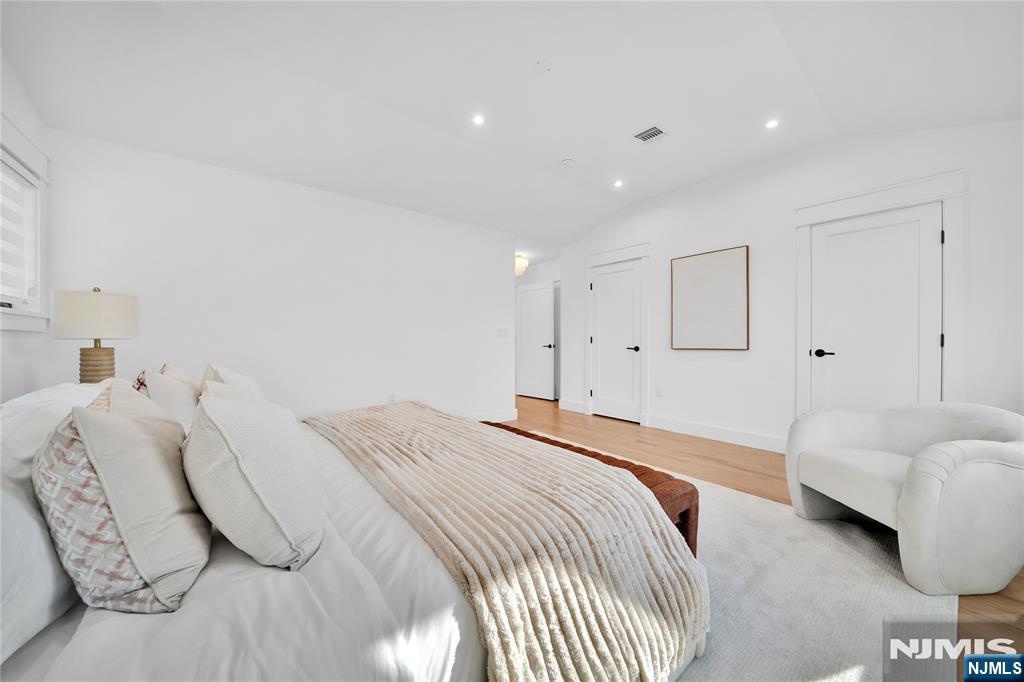 253 5th Street B