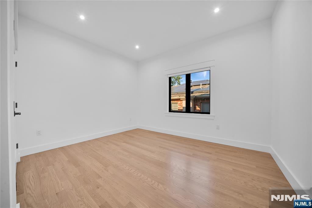 253 5th Street B