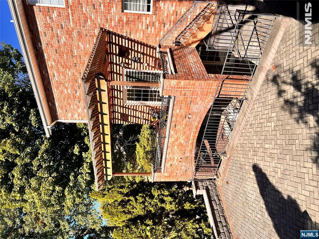 546 Art Lane