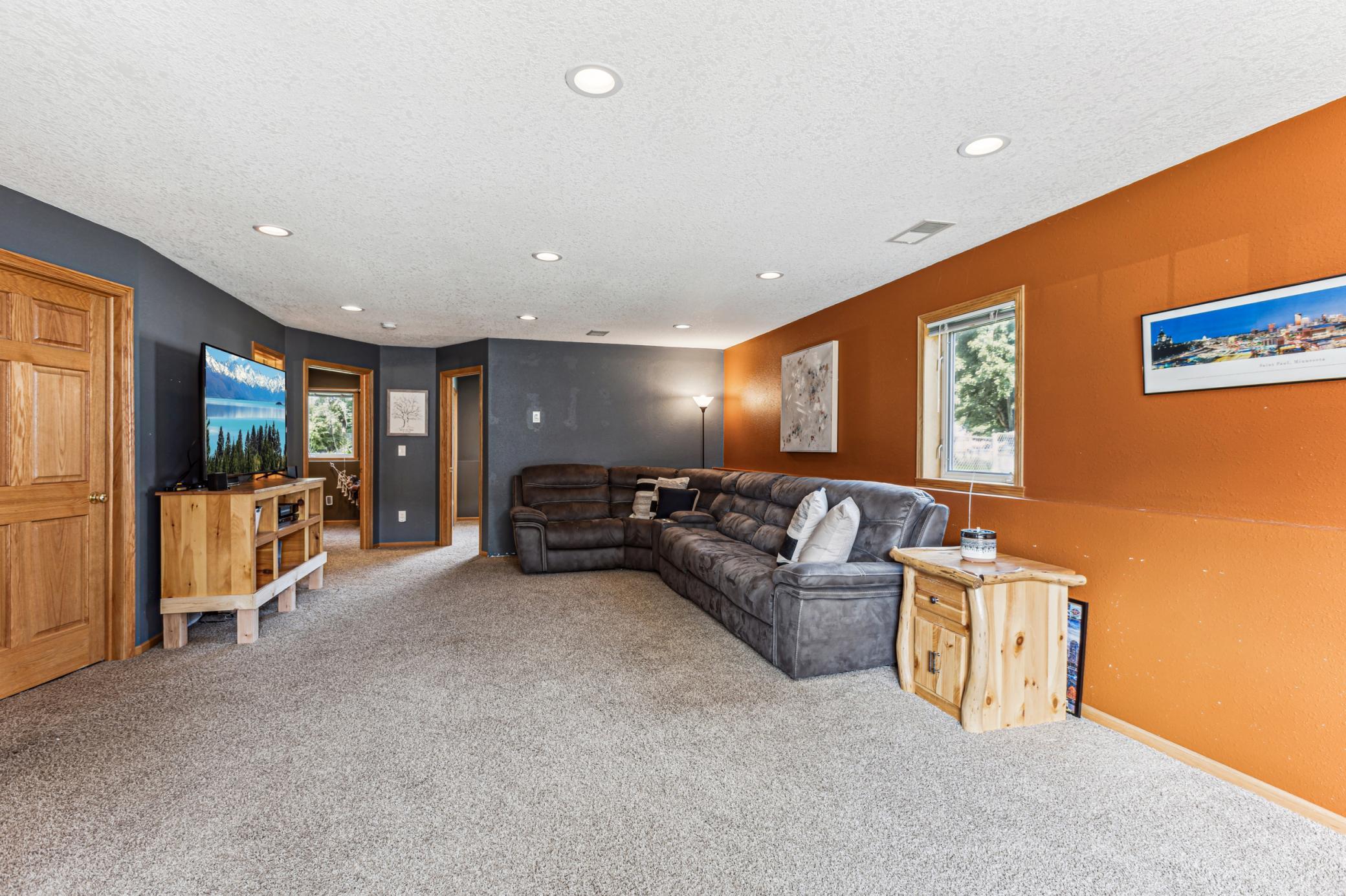 3150 Lake Ridge Drive
