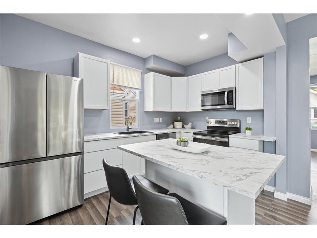 117 2nd Street SE