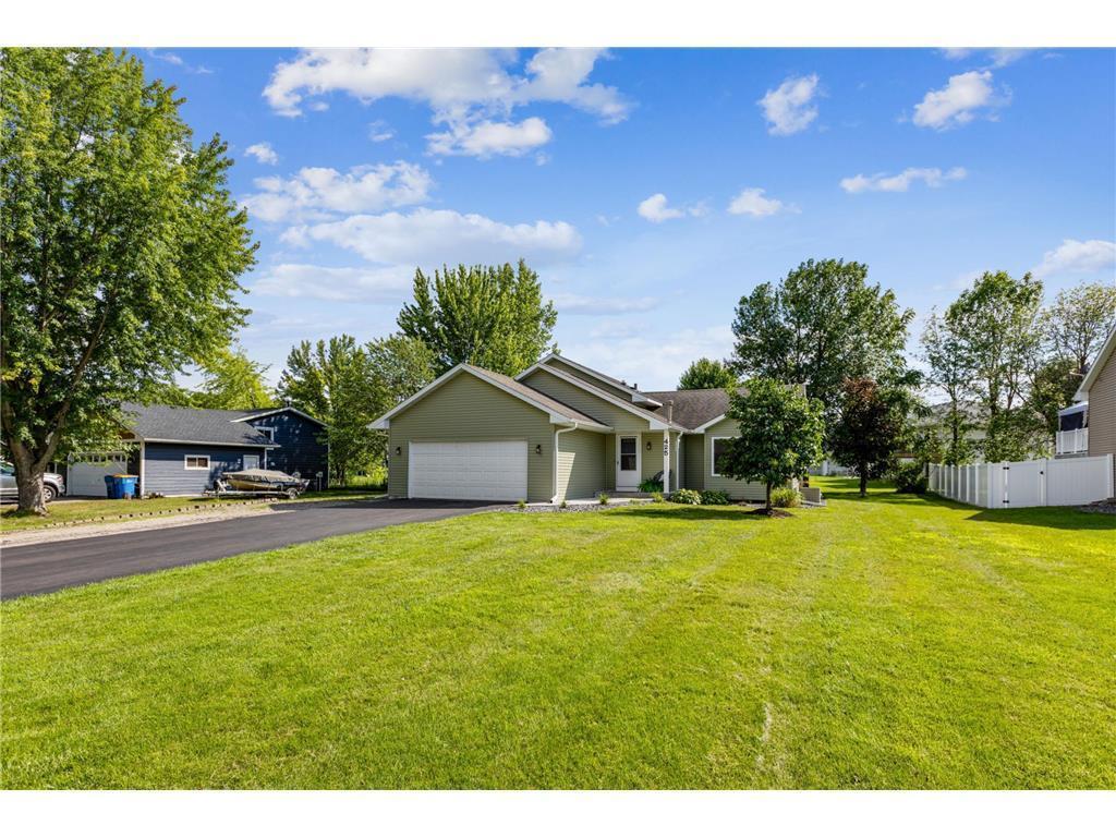 425 Pond View Road NW