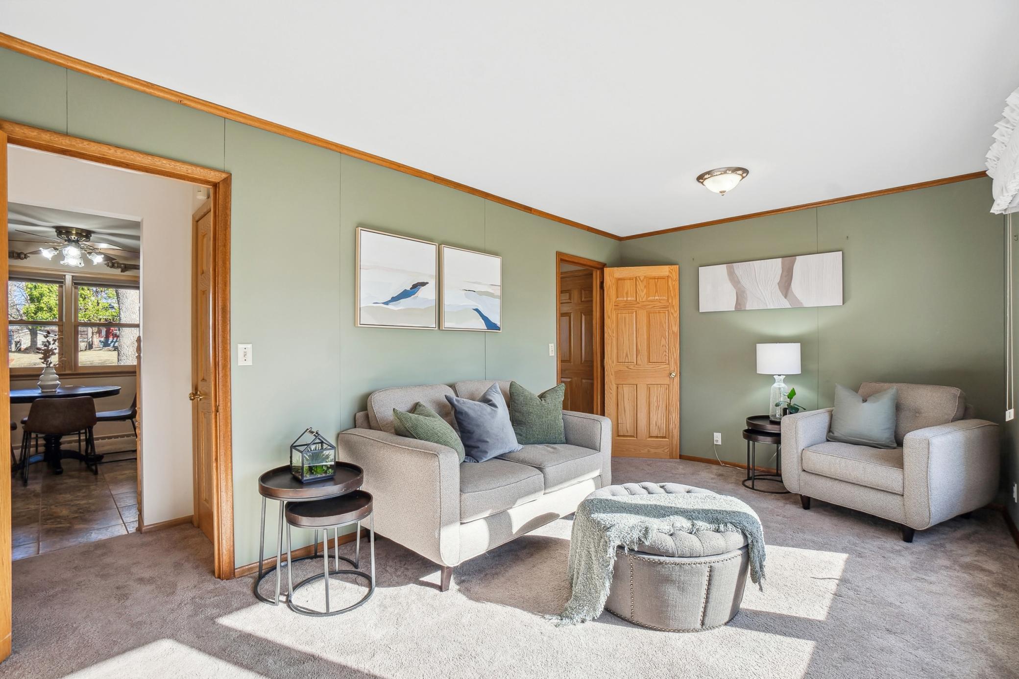 105 2nd Street NE