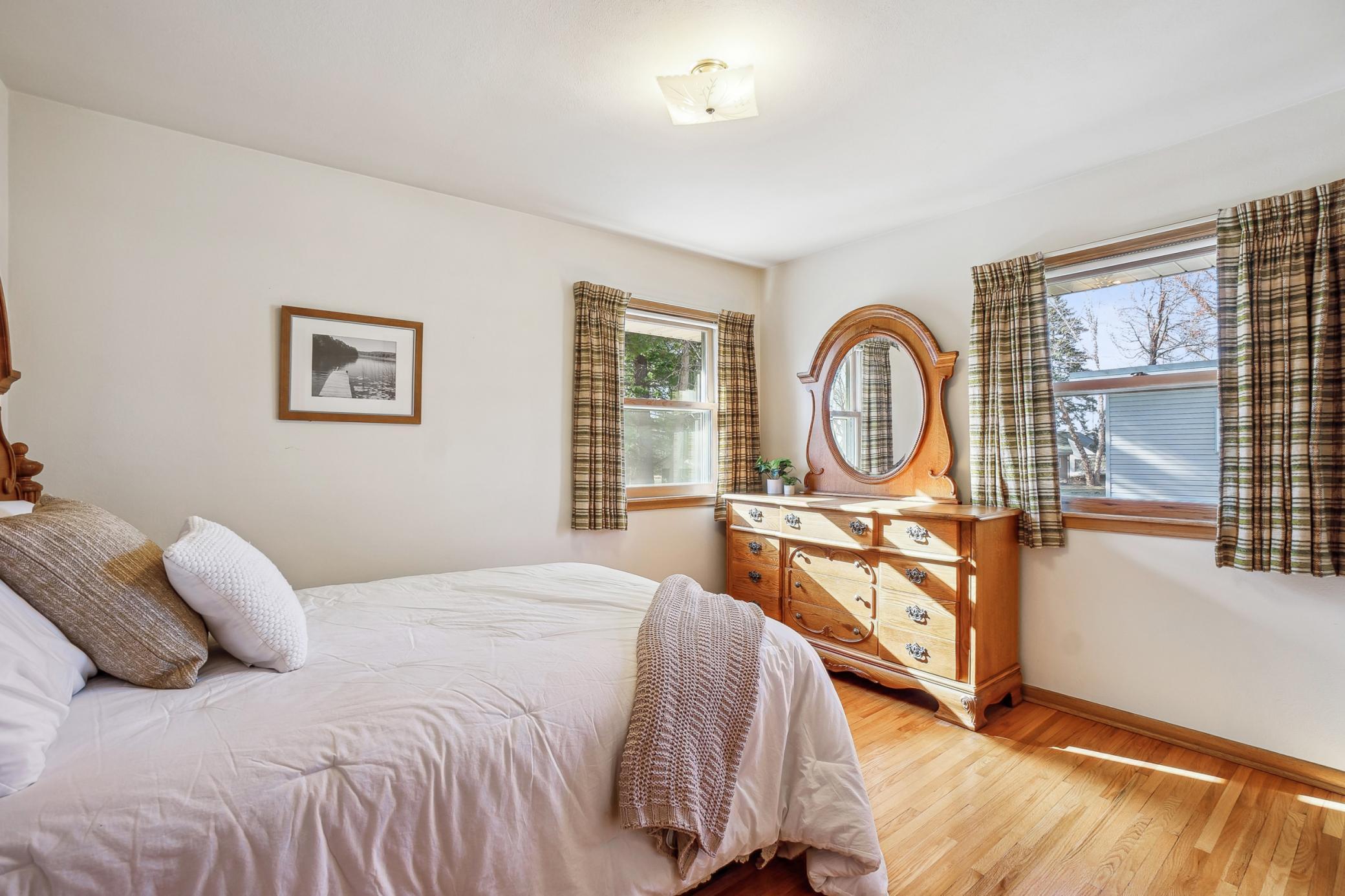 105 2nd Street NE